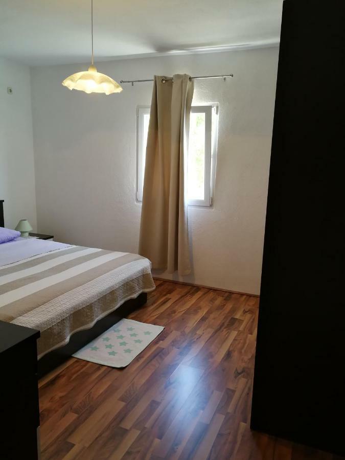 Apartments N&M Sukosan Exterior photo