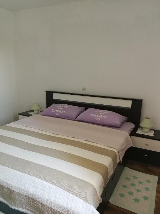 Apartments N&M Sukosan Exterior photo